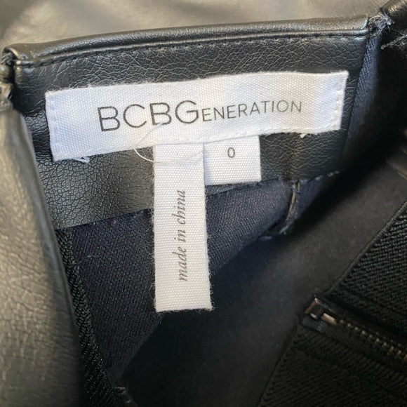 BCBGeneration Black Leather Open-Back Dress *New* - Picture 4 of 4